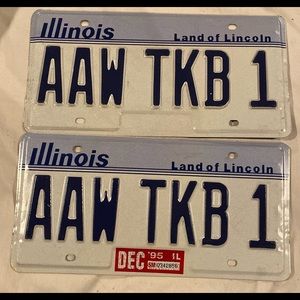 Vintage 1995 Illinois matching license plates
